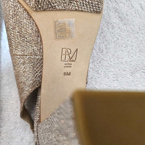NWT Pelle Moda Palma Slingback Sandal w 4" 3/4 heel & 1" platform 9M Plat Gold - Picture 8 of 8